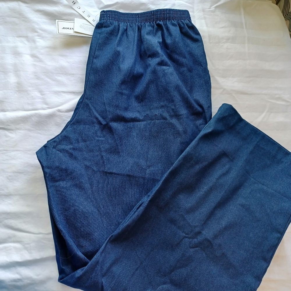 NWT Alfred Dunner Stretch Pull-On Pant Size 18